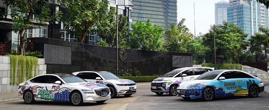 현대차그룹이 아세안 정상회의가 개최되는 인도네시아 자카르타에서 부산엑스포를 알리기 위해 국내 대표 그라피티 아티스트 '제이 플로루'와 협업한 아트카 차량 (아이오닉 5, 아이오닉 6, 제네시스 G80 전동화 모델, 스타게이저 X) (사진=현대차그룹)