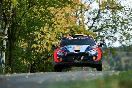 '2023 월드랠리챔피언십' 중부 유럽 랠리에 참가한 현대자동차 'i20 N Rally1 하이브리드' 경주차의 모습