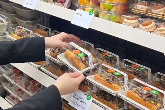 CJ프레시웨이 간편식 코너 '스낵픽' 연말 한정 메뉴 (사진=CJ프레시웨이)