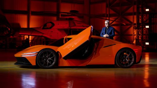 20일(목, 현지시간) 프랑스 폴 리카르 서킷에서 열린 '마그마 월드 프리미어' 행사에서 현대차그룹 CDO(글로벌 디자인 본부장) 겸 CCO(최고 크리에이티브 책임자) 루크 동커볼케 사장이 제네시스 '마그마 GT 콘셉트'를 소개하는 모습