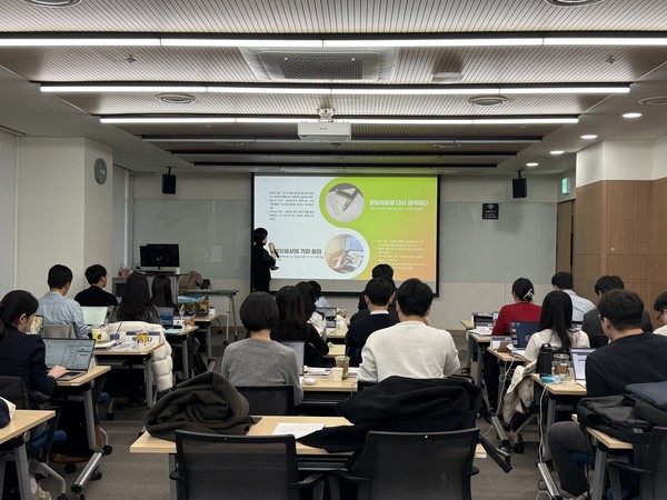 인터넷신문윤리위원회는 20일부터 21일까지 이틀간 한국언론진흥재단 미디어교육원에서 「2025 인터넷신문 신입기자 기본교육」을 진행했다. (사진=인터넷신문윤리위원회)