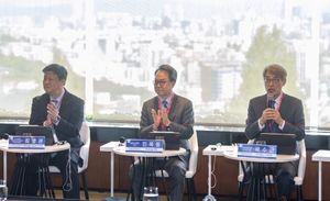 신한지주 이사회, 기관투자자 50개사와 '라운드테이블' 개최 - 뉴스 썸네일 이미지